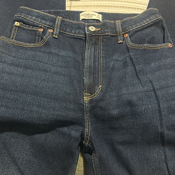 Abercrombie & fitch 90’s straight Ulta high rise 29 regular - Picture 2 of 7